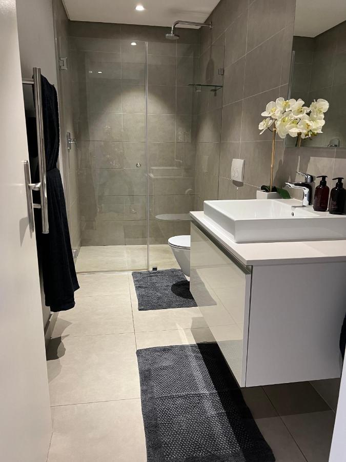 Greenpoint Designer Apartment Near Stadium & Waterfront Кейптаун Екстериор снимка