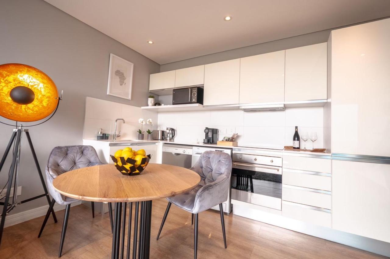Greenpoint Designer Apartment Near Stadium & Waterfront Кейптаун Екстериор снимка