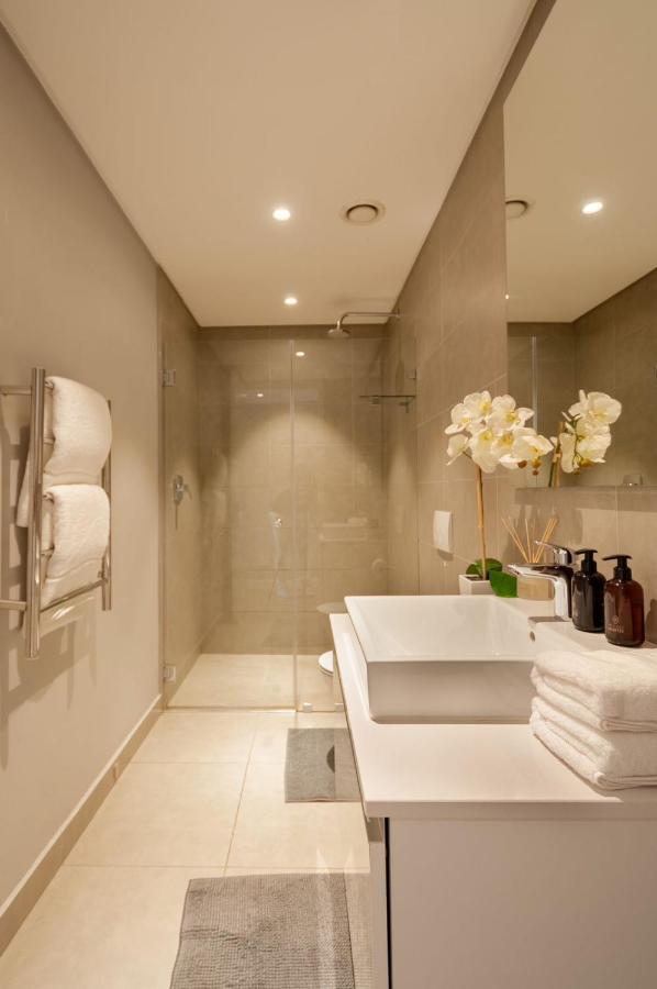Greenpoint Designer Apartment Near Stadium & Waterfront Кейптаун Екстериор снимка